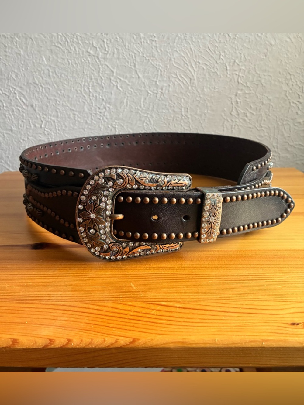 Angel Ranch Ladies Floral Studded Brown Belt Thick accent piece